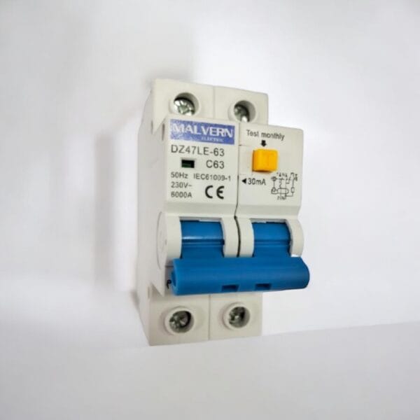 قواطع تسريب أرضي ثلاثي ٦ كيلو أمبير مالڤيرن